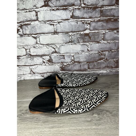 Black and White Geometric pattern flat Pointed Toe Mules Men Sz 45EU/12M US main image 6